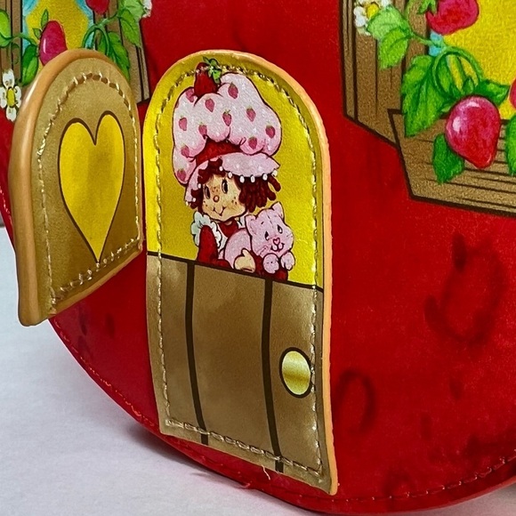 NWT Loungefly Strawberry Shortcake Strawberry House Mini Backpack - Picture 2 of 12